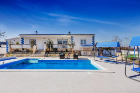 Villa Mateo